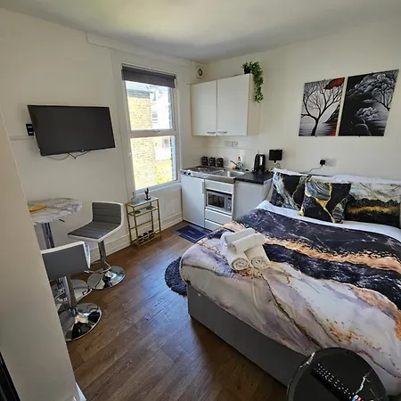 Tiny Studio, 30 Min To St. Pancras, North Londres Exterior foto