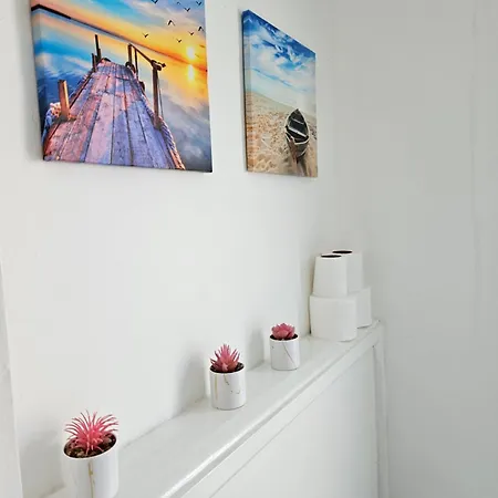 Tiny Studio, 30 Min To St. Pancras, North Londres Exterior foto